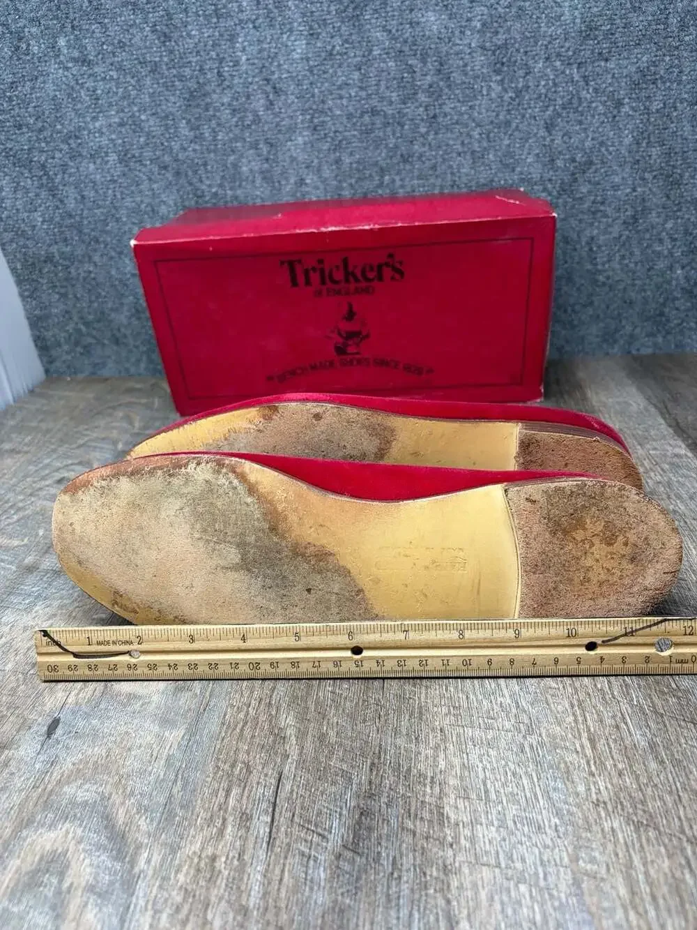 Tricker's London Slippers in Red Velvet w/Gold Rampant Lion Embroidery size 10.5